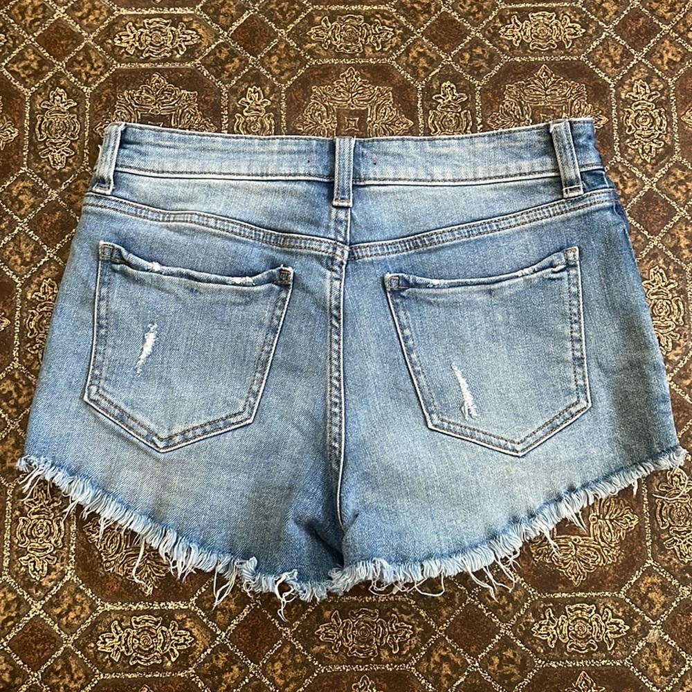 Fashion Nova Shorts - Picture 4 of 4